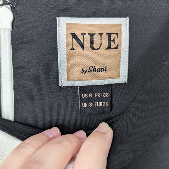 Nue by Shani Bodycon Quality Midi Dress Black Cream Zip Up Classic Heavyweight - Picture 5 of 8